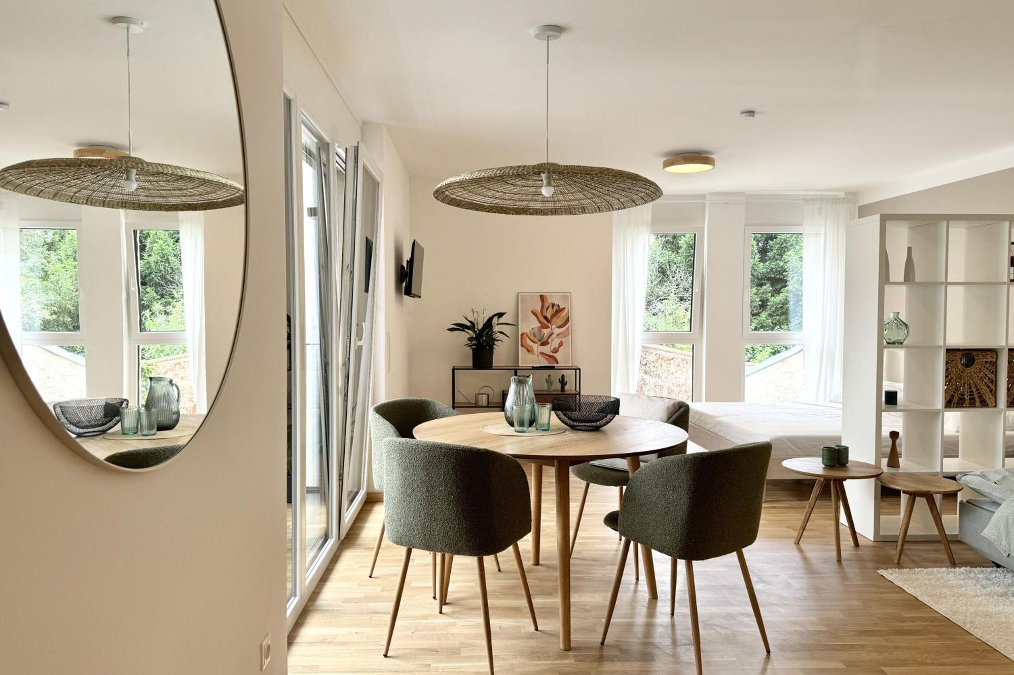 Modernes Studio Beim Domplatz Wiener Neustadt Exteriör bild